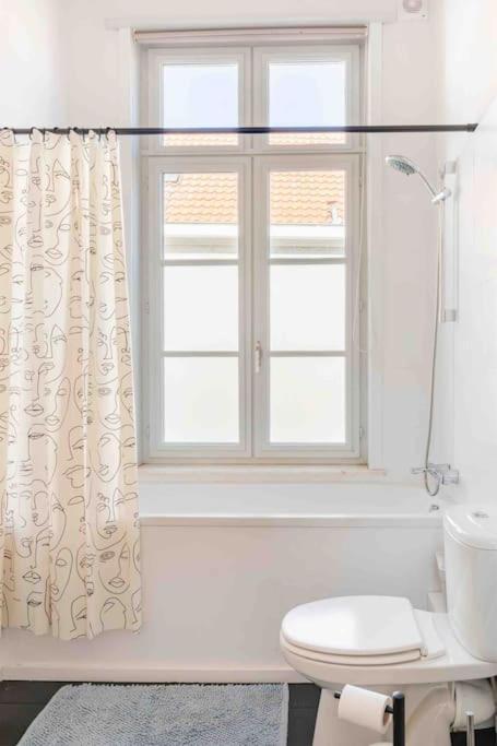 Townhouse Room Heerenhuys เอโคล ภายนอก รูปภาพ